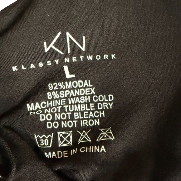 Klassy Network Black Crisscross Strappy Brami Crop Top with Built-In Pads Size L - Picture 3 of 5